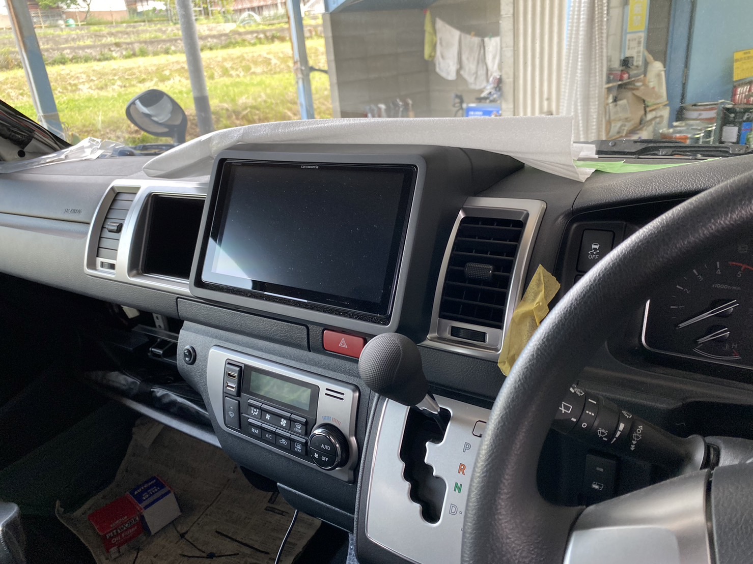 キャンパー特装車ディーゼル4WDベースのRacingBOX